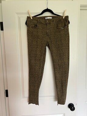 Zara Animal Print Denim ankle length pant